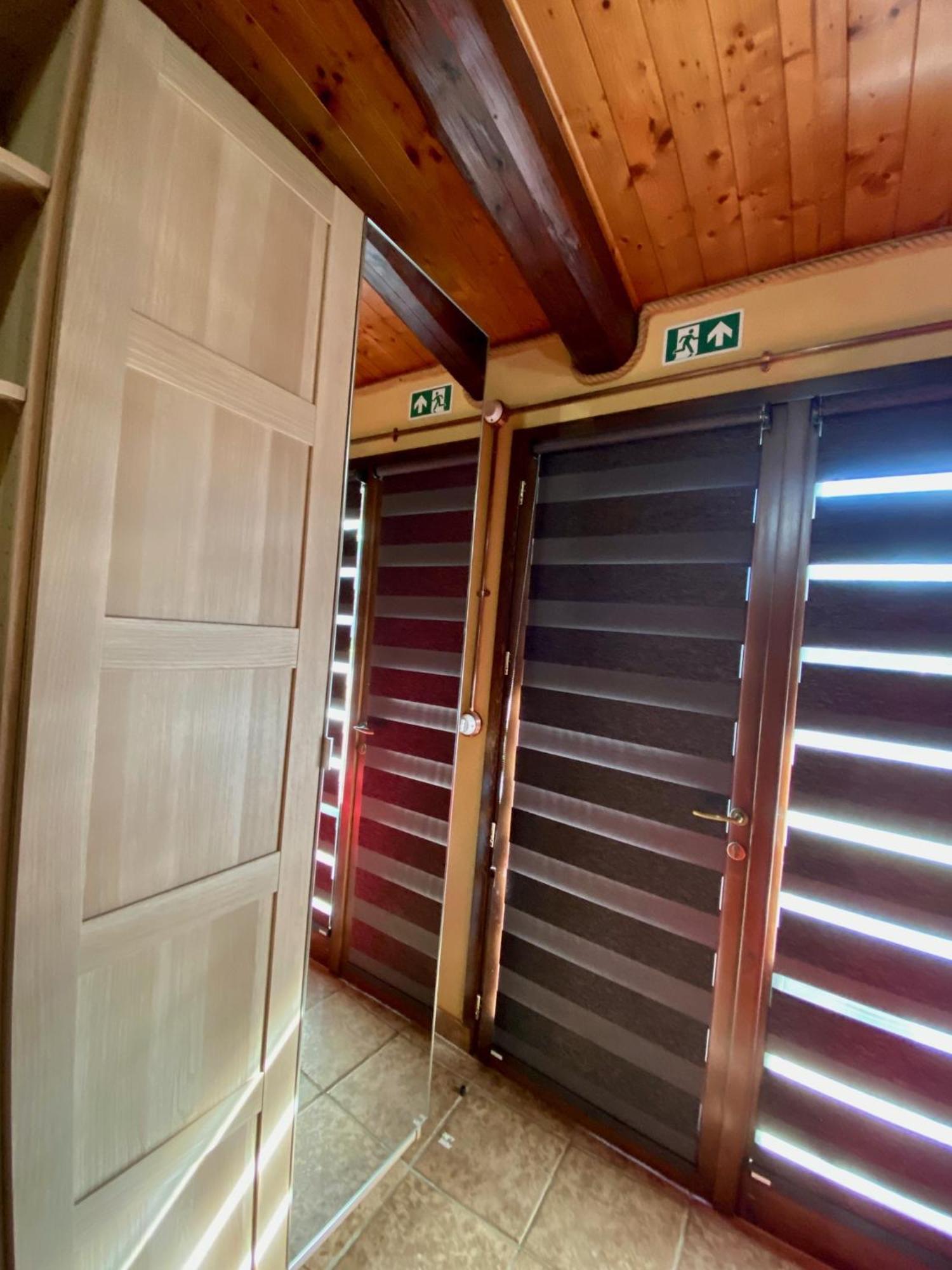 Residence Delle Rose Barolo Exterior photo