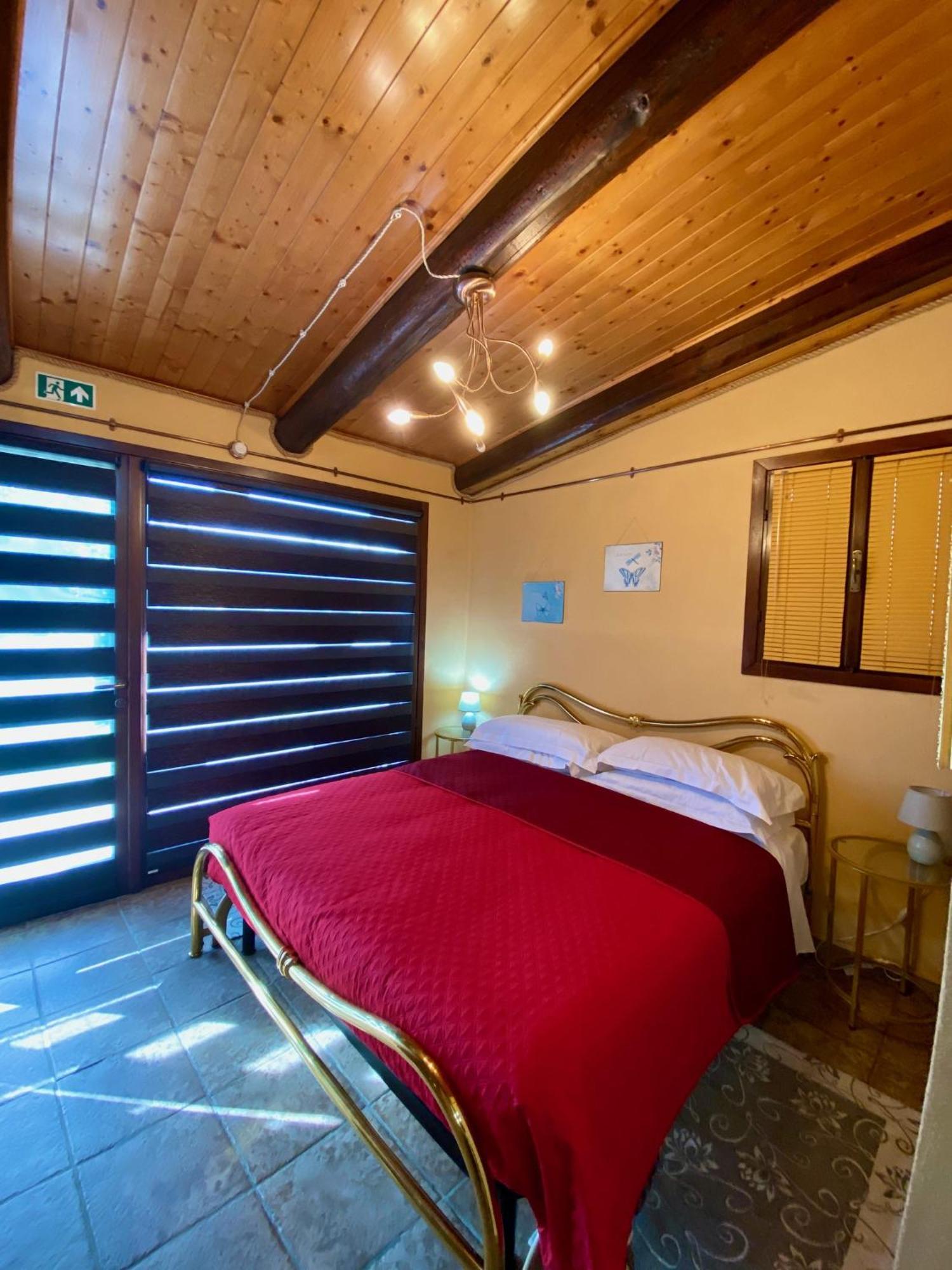 Residence Delle Rose Barolo Exterior photo